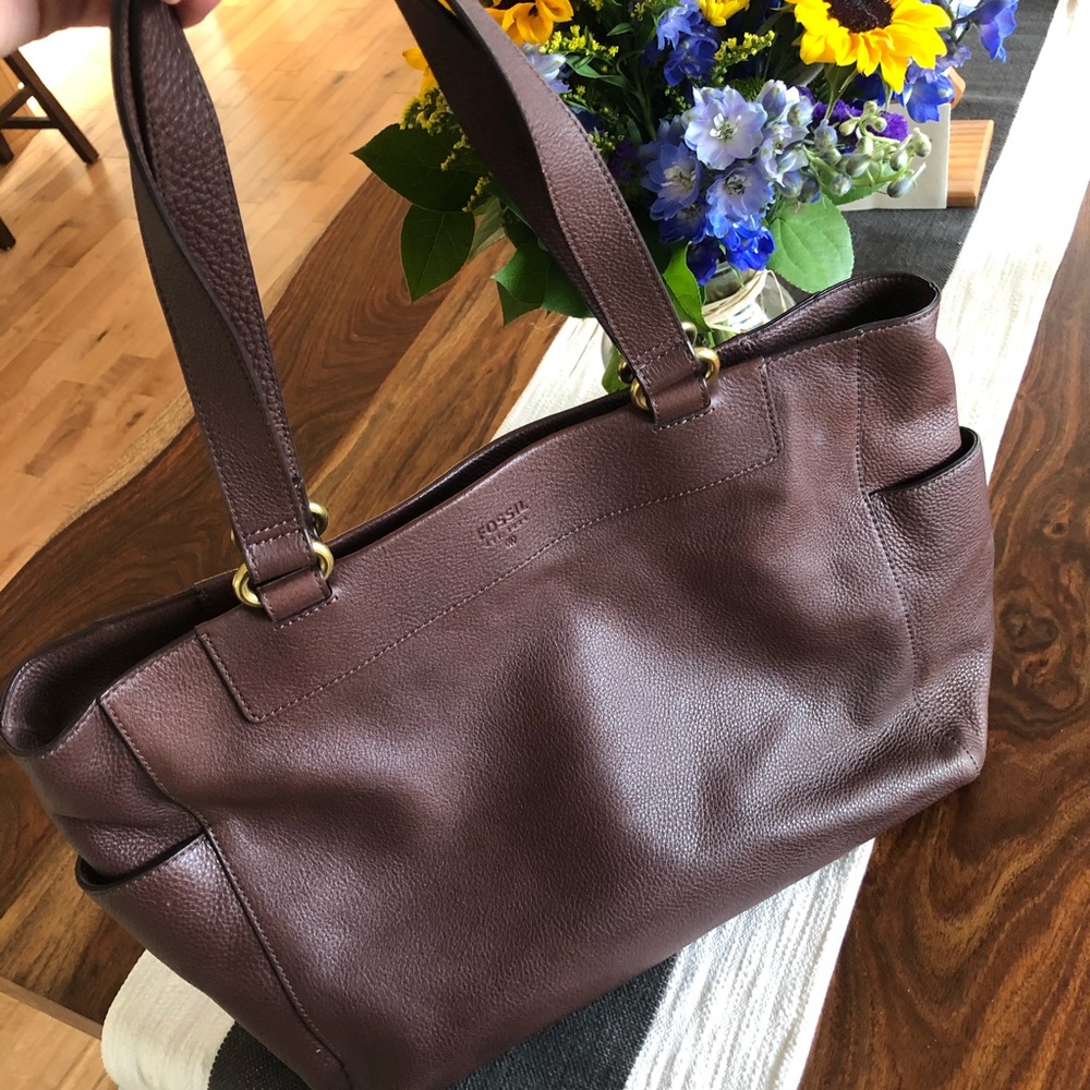 Fossil Amanda Tote - LIKE NEW - Leather